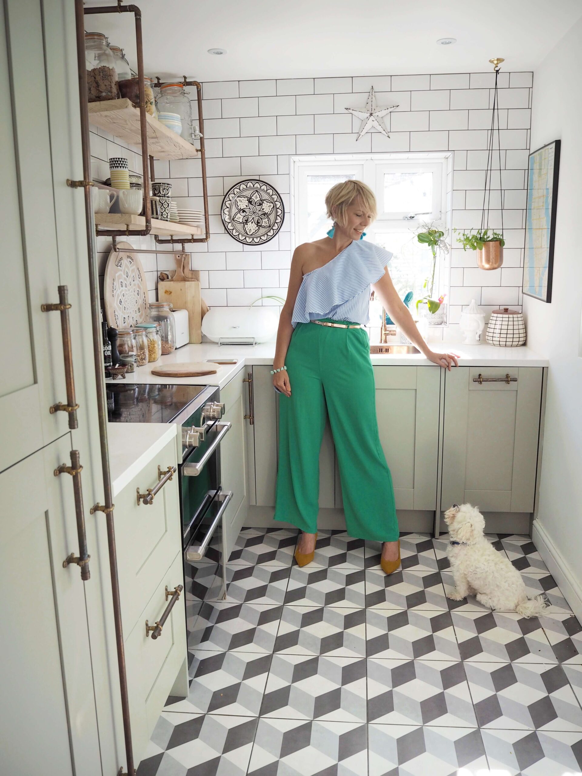 6 Cool Design Tips For Small Kitchens  Maxine Brady  Interior  - tiny kitchens ideas