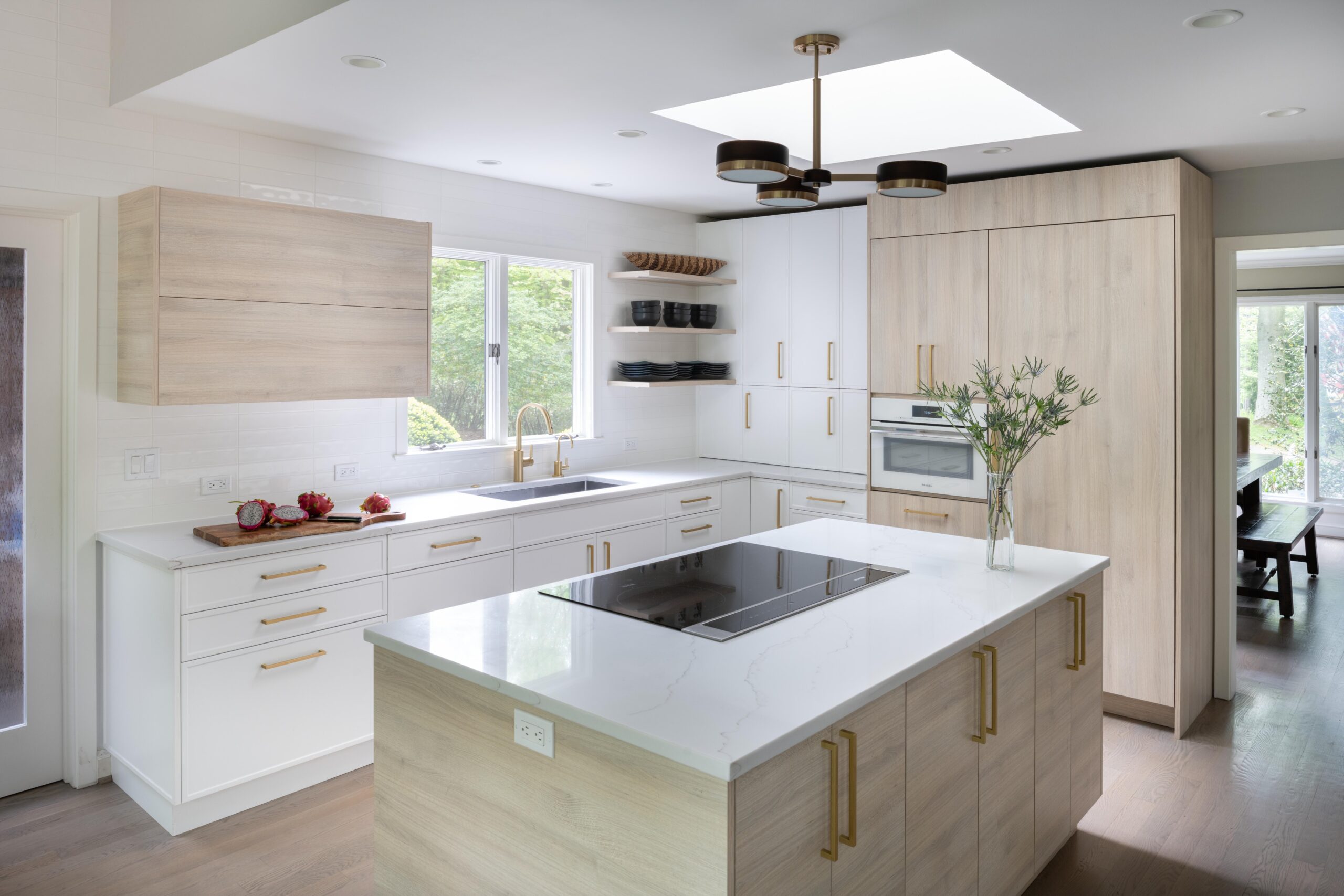 Differences between Contemporary, Modern, Transitional, and  - contemporary kitchens