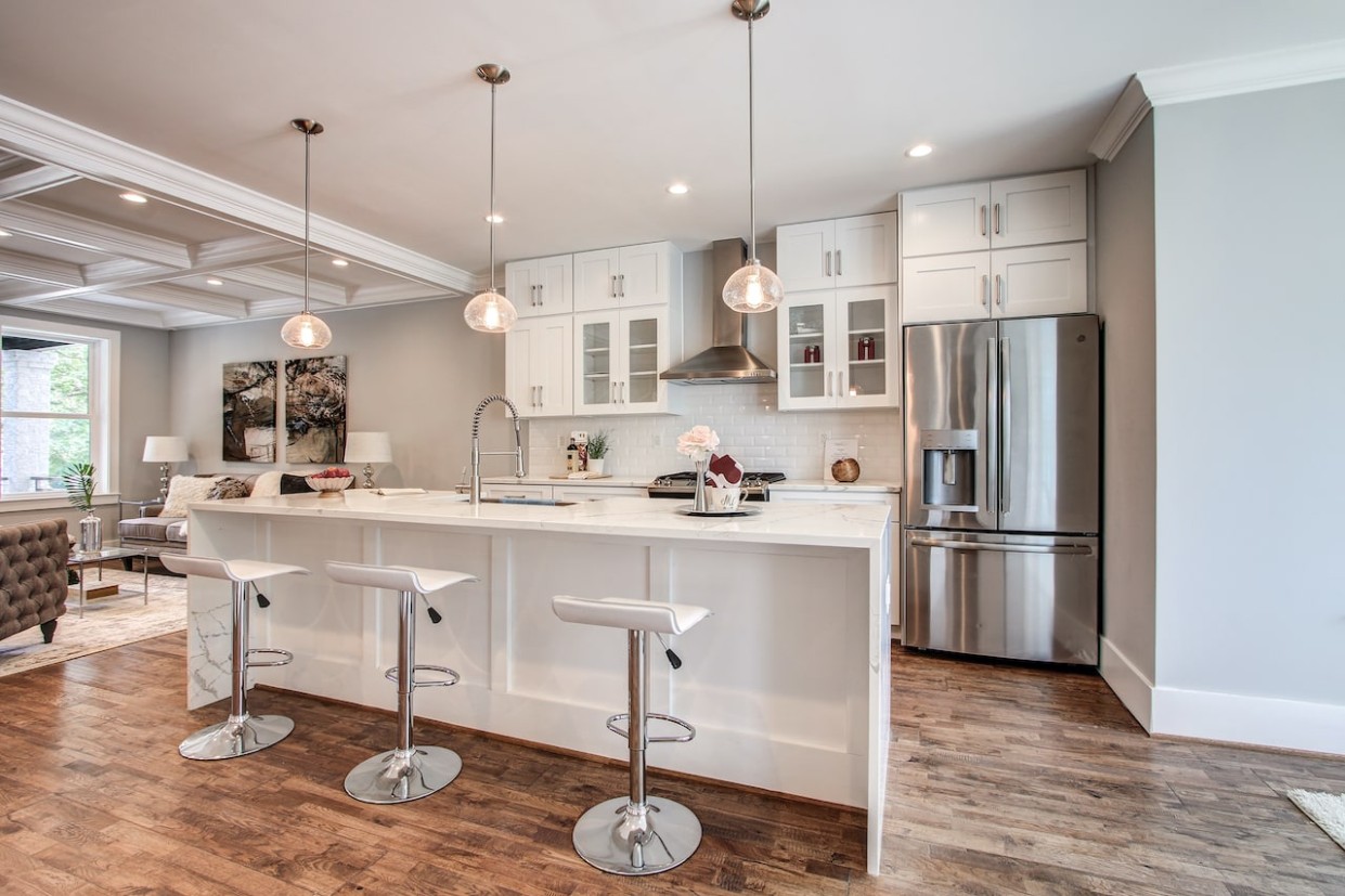 How Much Does a 5x5 Kitchen Remodel Cost? Experts Reveal! - what is a 10x10 kitchen?