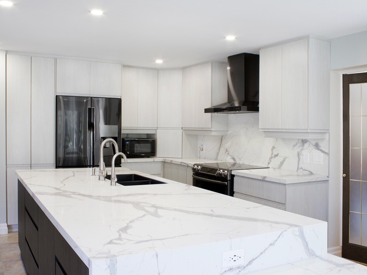 Kitchen Color Schemes for White Cabinets  Granite Transformations  - what color granite looks best with white cabinets?