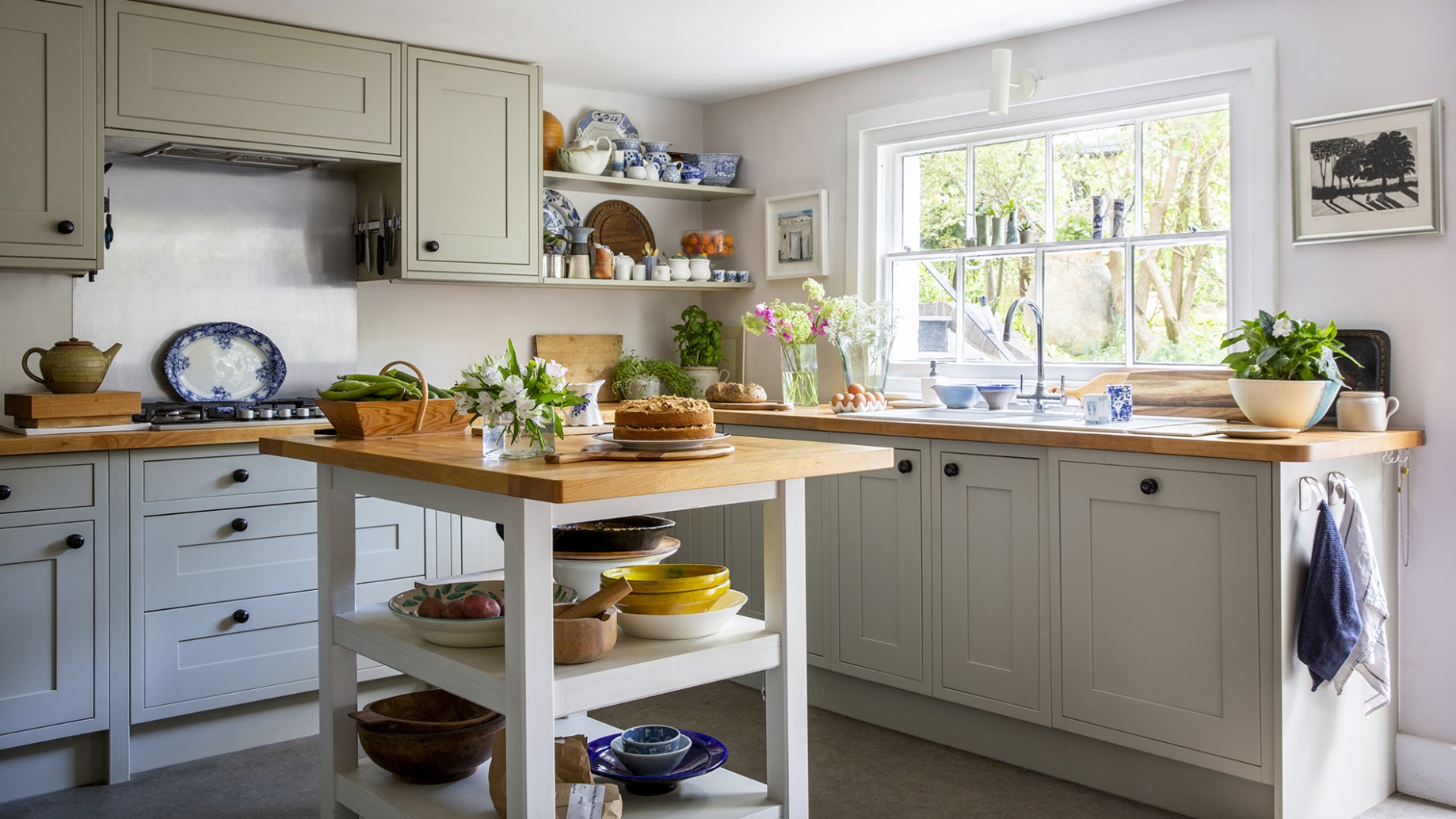 Small cottage kitchen ideas – design inspiration for rural homes  - what is a cottage kitchen?