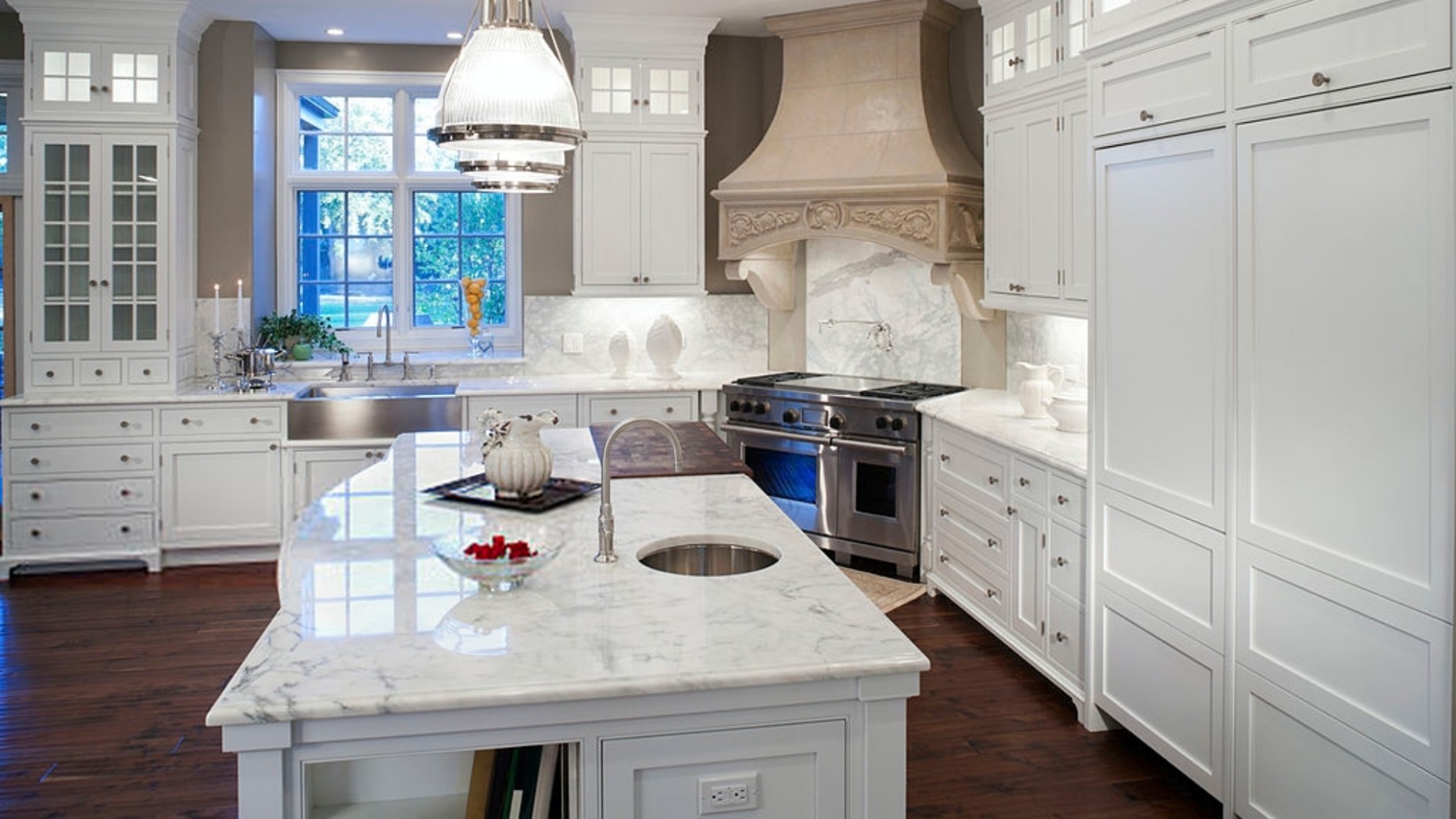 What Countertop Color Looks Best With White Cabinets in Your St  - what color granite looks best with white cabinets?